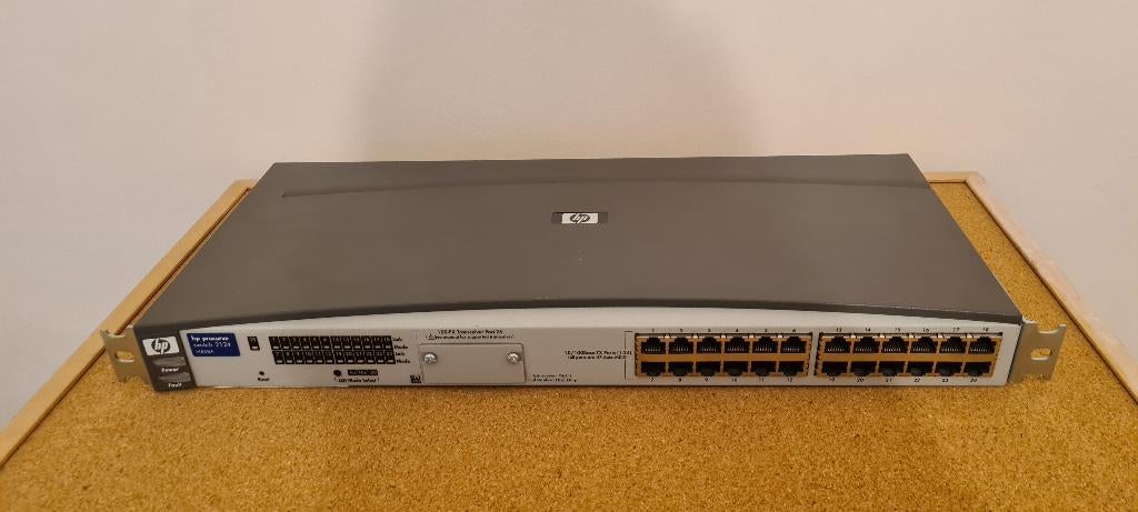 HP Switch - 24 poorten, Ophalen, Refurbished
