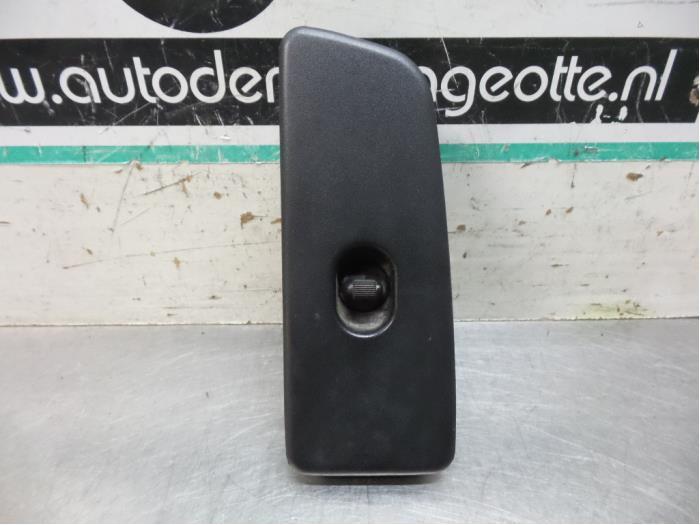 Commutateur vitre électrique d'un Honda CRX (CRX Targa 92-), Honda, -, Utilisé, -