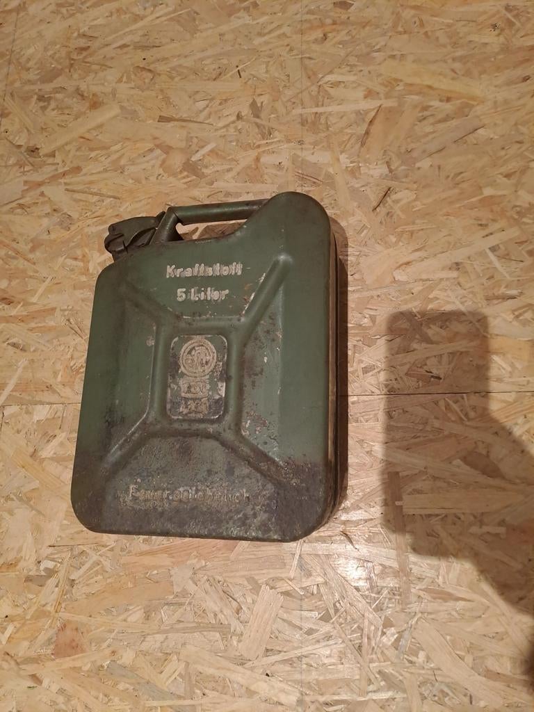 Jerrycan allemand 5l, Ophalen of Verzenden