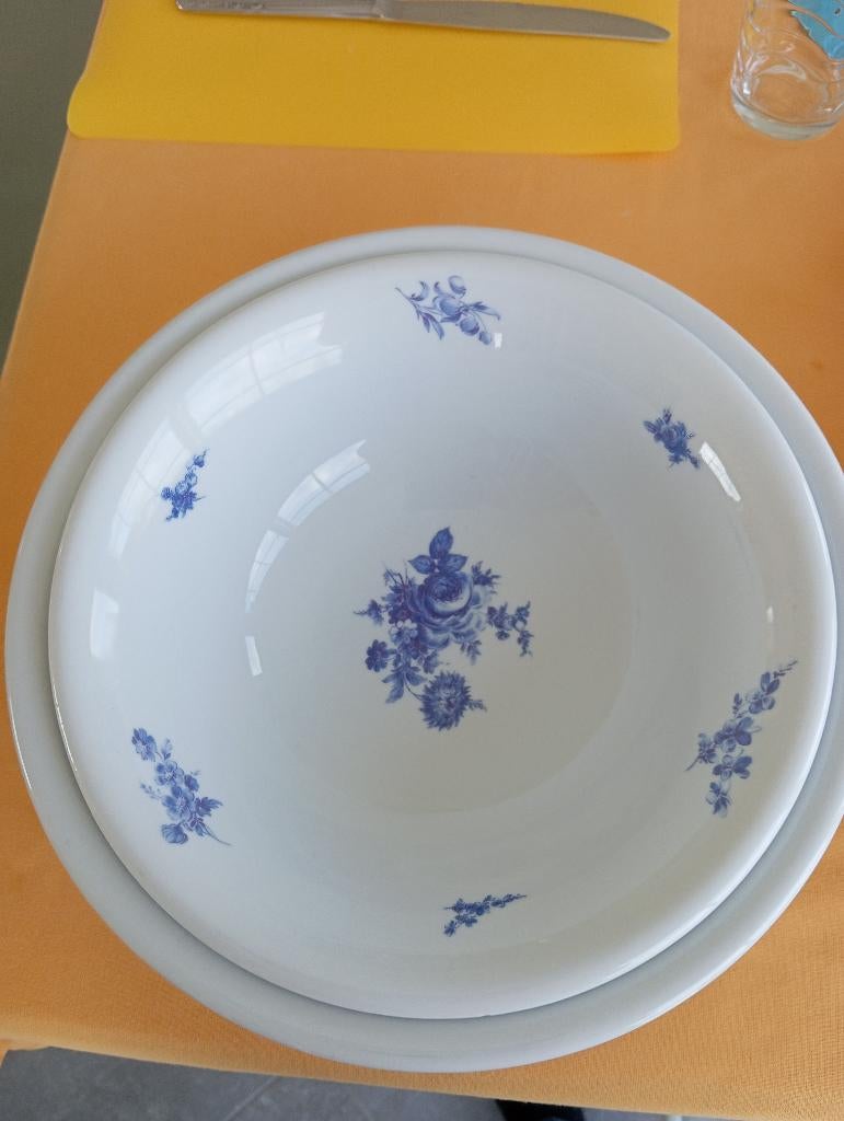 Serveer schalen, Enlèvement