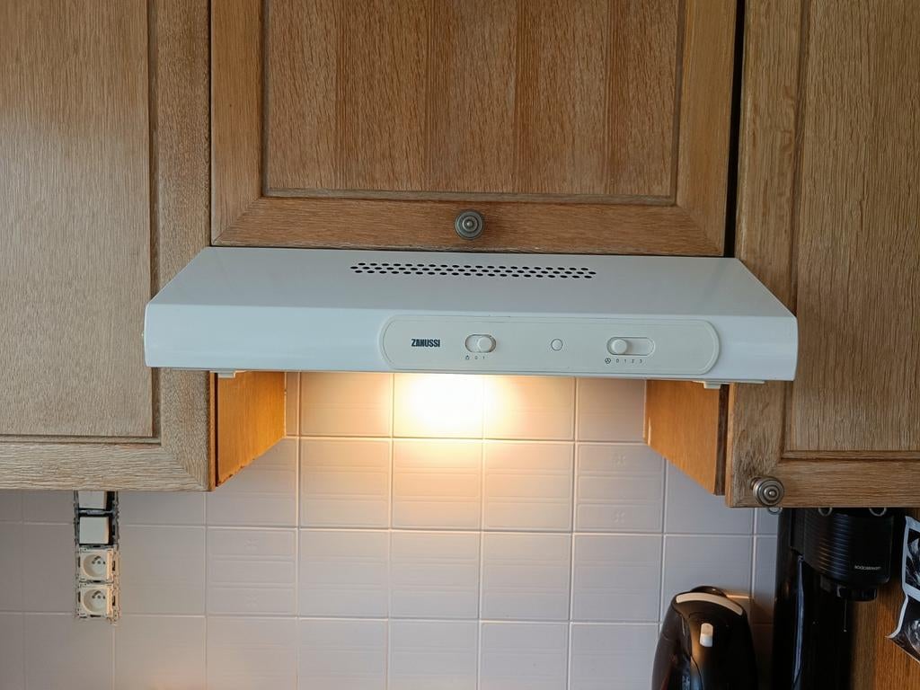 Zanussi dampkap, Elektronische apparatuur, Ophalen