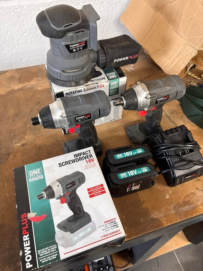 Power plus one fits all 18v, Doe-het-zelf en Bouw, Gereedschap | Boormachines, Ophalen, Gebruikt, Boor- en Schroefmachine, Variabele snelheid