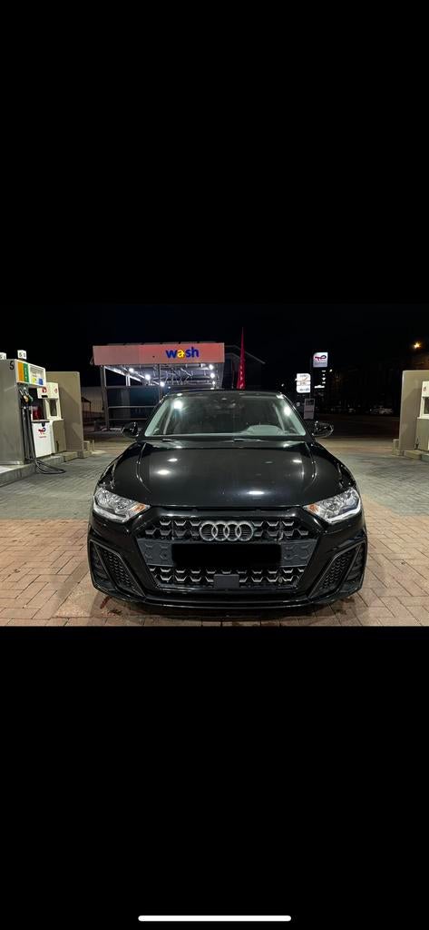 Audi A1 30 TFSI 116ch BVM6, Auto's, Audi, Particulier, A1, Benzine, Euro 1, Stadsauto, 5 deurs, Handgeschakeld, Zwart, Zwart, Leder