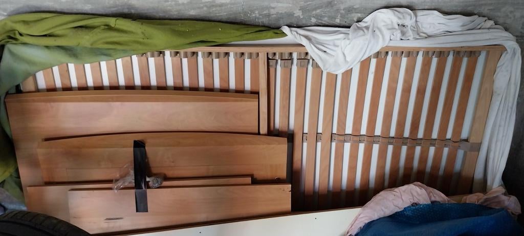 1 lit avec deuxième espace de couchage et tiroir de rangemen, Enlèvement, Utilisé