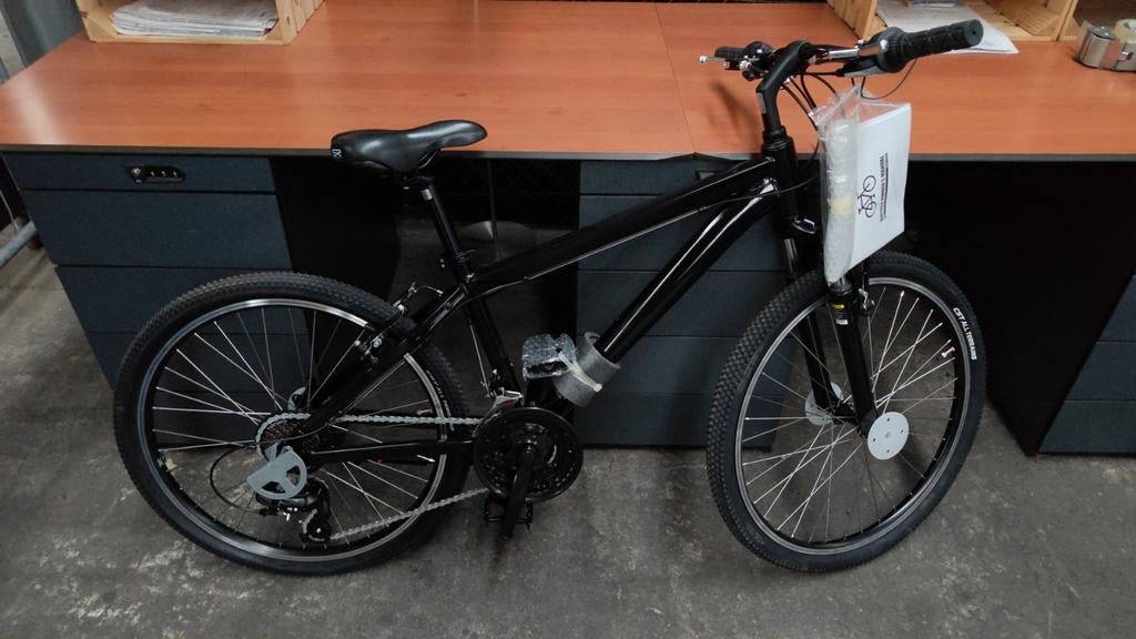 Nieuwe  fiets mountainbike 24 inch. 125 EUR., Fietsen en Brommers, Fietsonderdelen, Ophalen of Verzenden, Kinderfiets, Frame, Aluminium