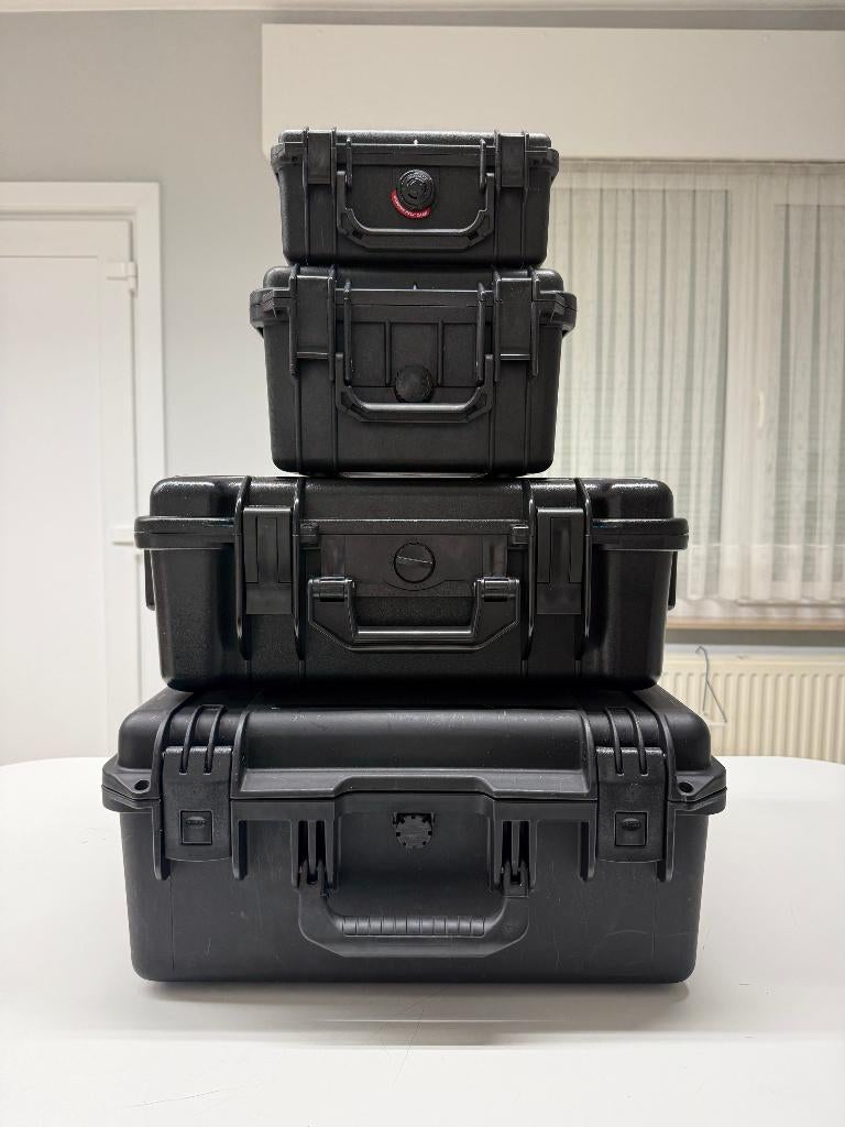 Lot met 4 koffers te koop, Audio, Tv en Foto, Foto | Flitsers, Ophalen, Gebruikt, Overige merken