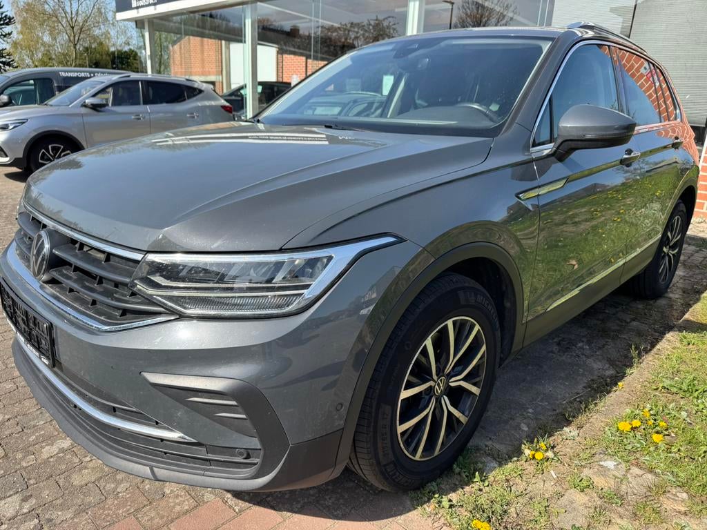 VOLKSWAGEN TIGUAN 2L TDI 150CH DSG7 16900€ HTVA, Autos, Volkswagen, Argent ou Gris, Achat, Entreprise, 1968 cm³