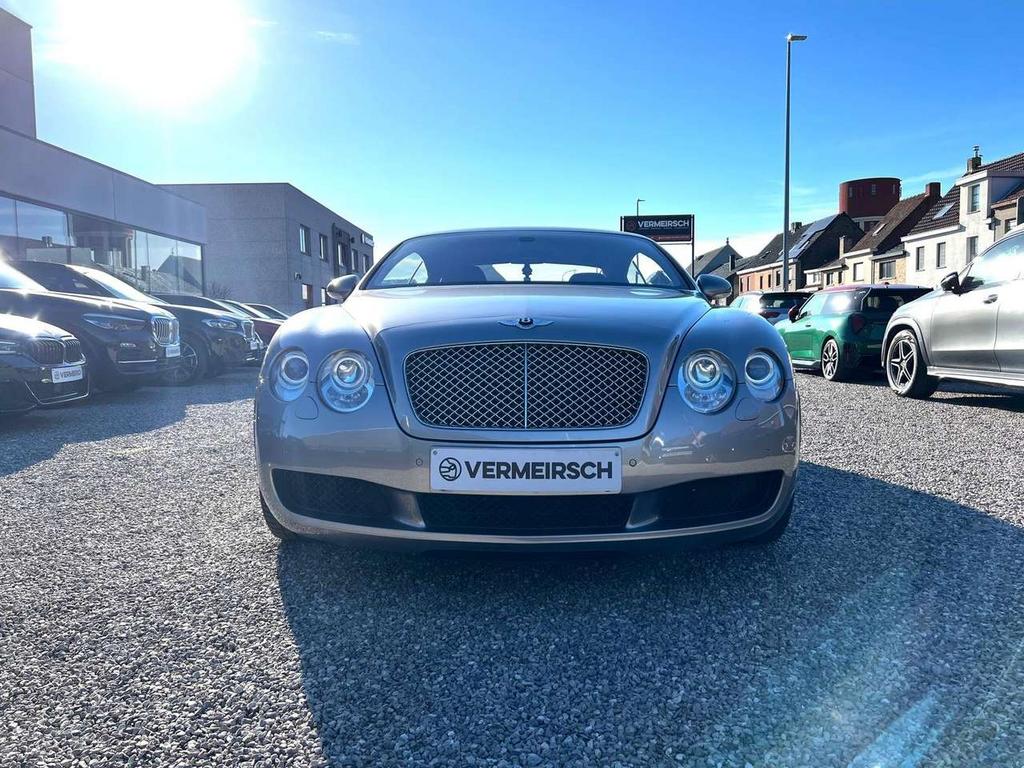 Bentley Continental Continental GT*NEW CONDITION*BENTLEY SE, Auto's, Bentley, Zwart, 12 cilinders, 5998 cc, Zilver of Grijs
