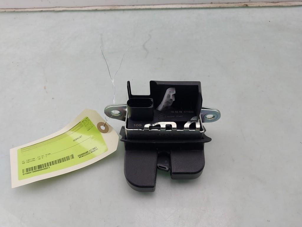 SLOTVANGER ACHTERKLEP Volkswagen Golf VIII (CD1) (01-2019/-), Auto-onderdelen, Dhr. J. Ham, Gebruikt, Volkswagen, Administratie@autoham.nl