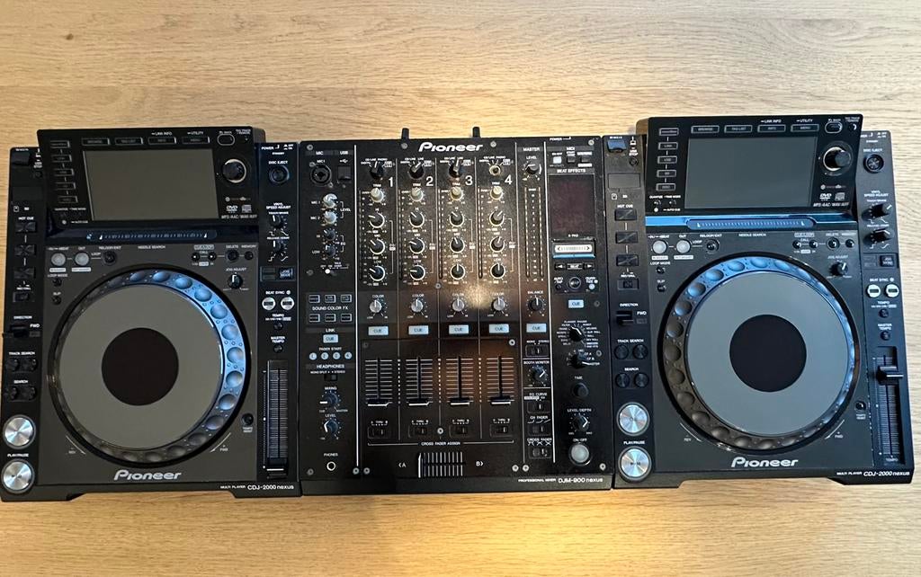 Pioneer DJ set – 2 CDJ-2000 Nexus + DJM-900 Nexus, Musique & Instruments, Enlèvement, Comme neuf, Pioneer