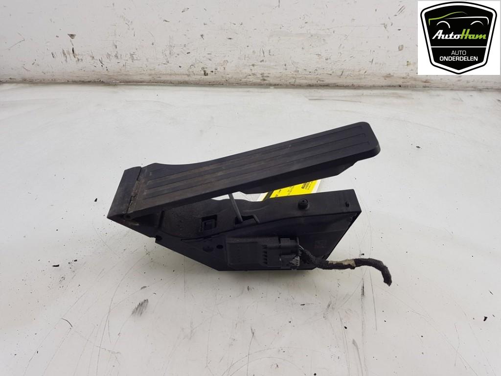 PEDALE D'ACCELERATEUR C (W205) (|2053000004|A2053000004|), Autos : Pièces & Accessoires, Utilisé, Mercedes-Benz