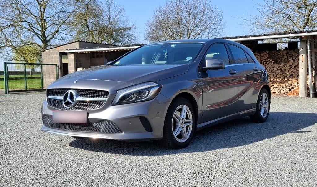 Mercedes Classe A A180d | Automatique | Euro 6b | 103 000 km, Autos, Achat, Euro 6, Entretenue par le concessionnaire, Noir