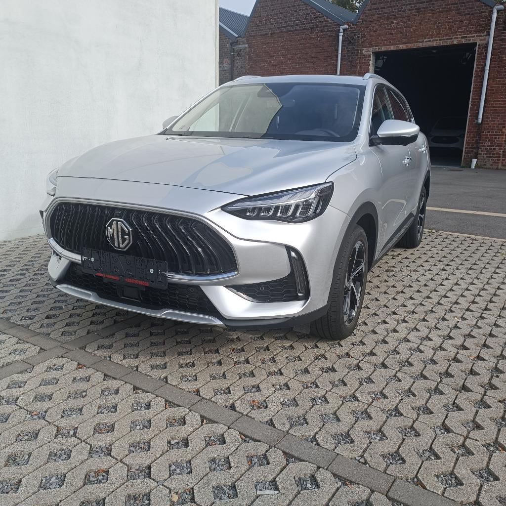 MG HS luxery,pano dak,2024,14000km als nieuw,facelift, Auto's, MG, Voorwielaandrijving, 1750 kg, 4 cilinders, https://public.car-pass.be/vhr/ce0954c9-5ef8-4cc4-bc53-0abc99166eed