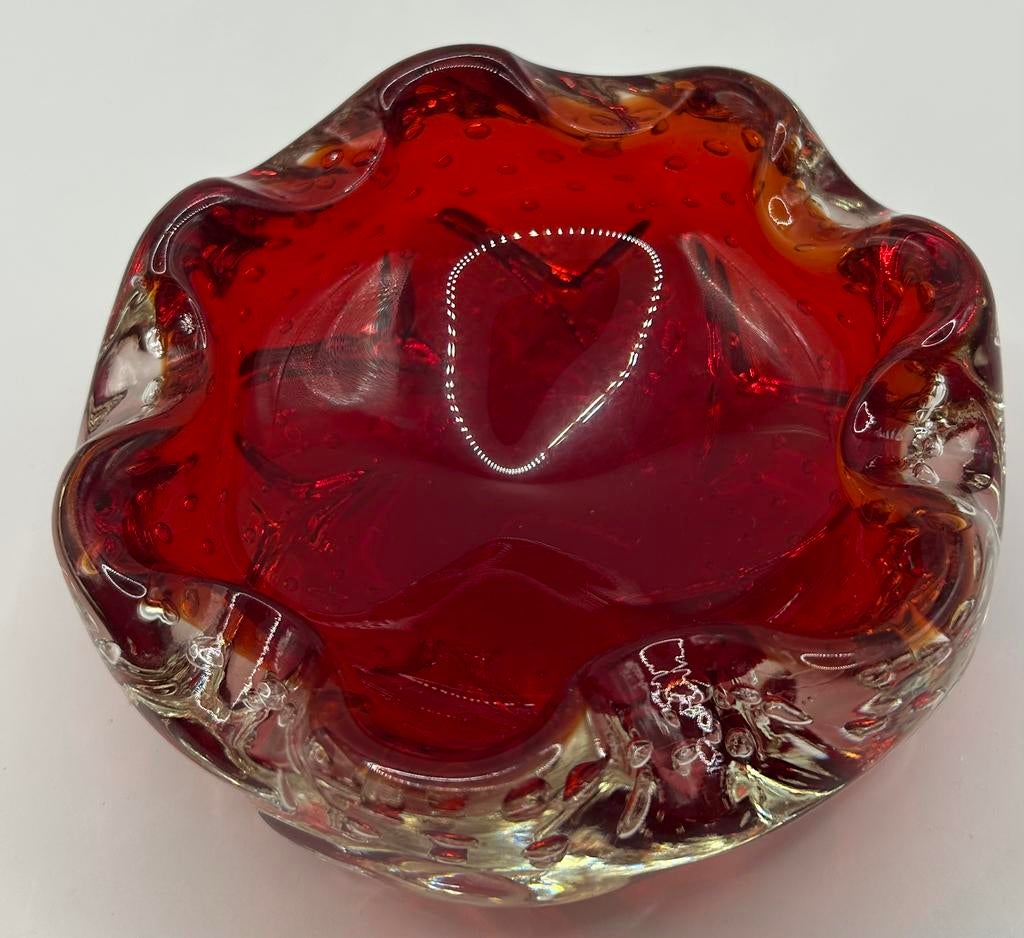 Murano glas asbak bullecante rood, Ophalen of Verzenden
