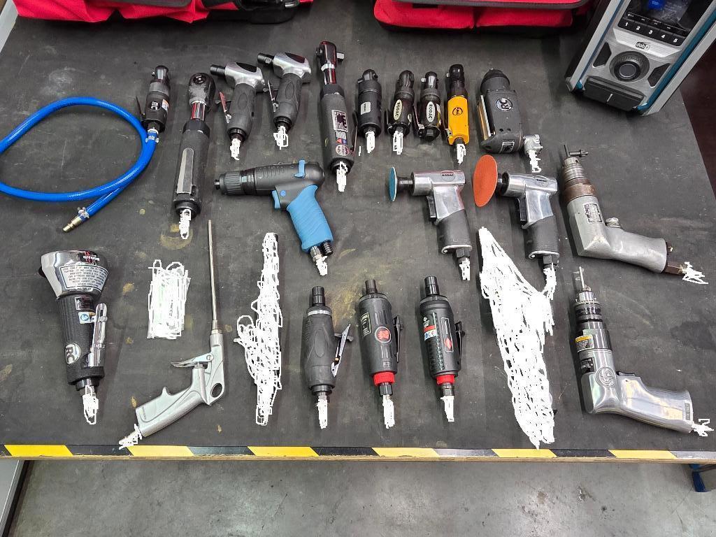 Divers perslucht gereedschap, Ophalen