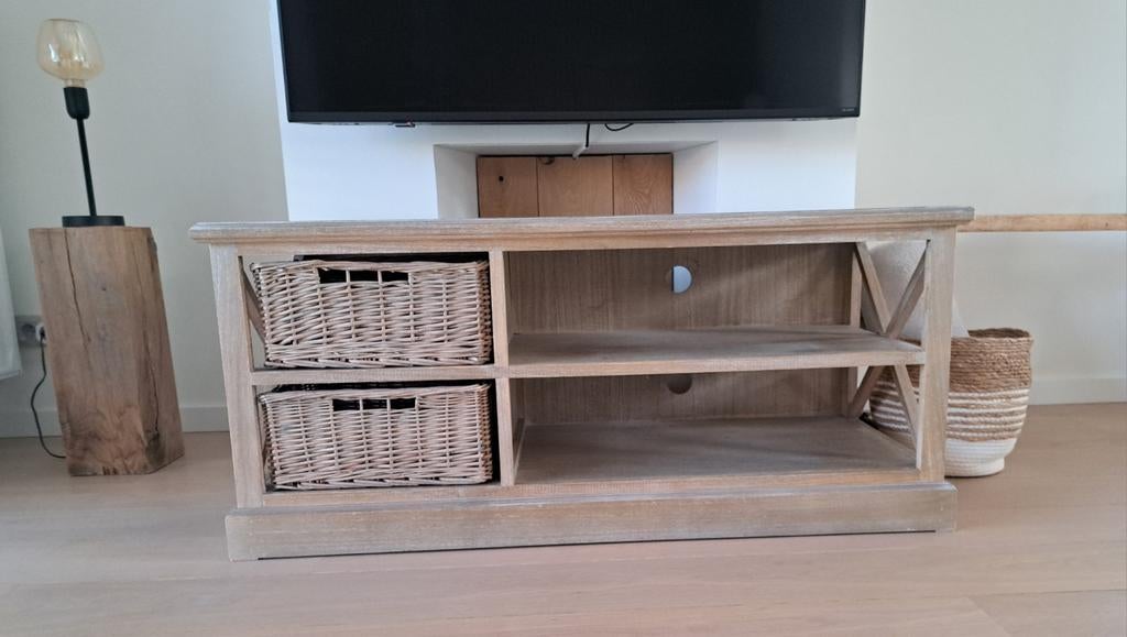 Tv meubel landelijke stijl J-Line in perfecte staat, Huis en Inrichting, Ophalen