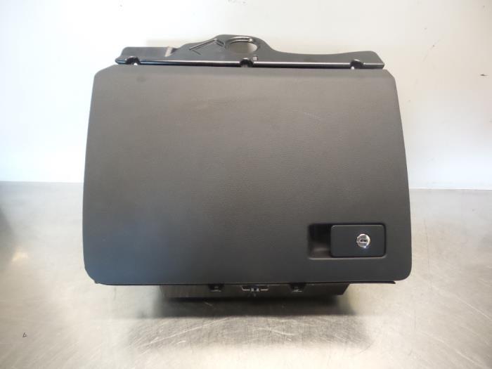 Boîte à gants d'un Volkswagen Passat (Passat 05-), Autos : Pièces & Accessoires, Tableau de bord & Interrupteurs, Utilisé, 3 mois de garantie