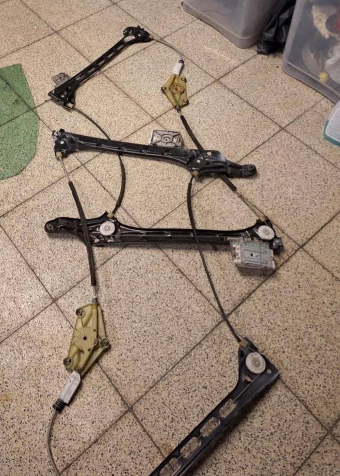 Mechanisme voor openen ruiten Audi TT 3.2, Ophalen, Gebruikt, Audi