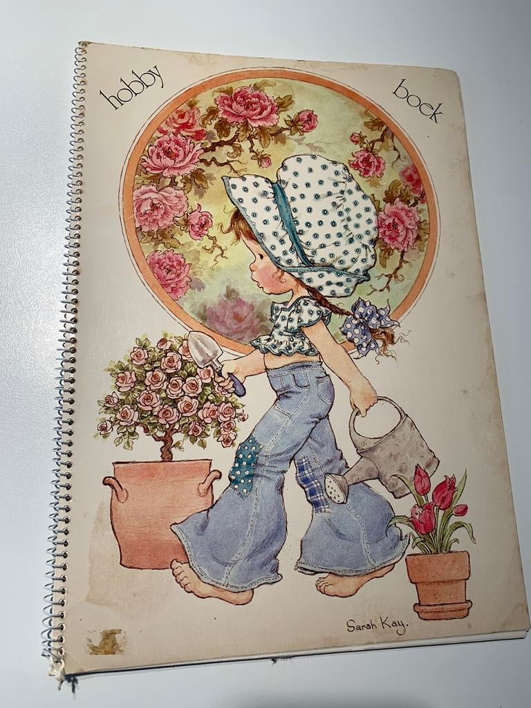 Sarah Kay teken spiraal boek, Verzamelen, Retro, Ophalen of Verzenden