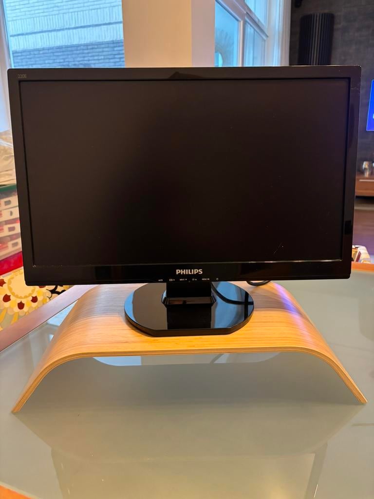 Moniteur PHILIPS 21” Noir - connection VGA - réhausseur bois, Philips, 60 Hz ou moins, Enlèvement, Utilisé