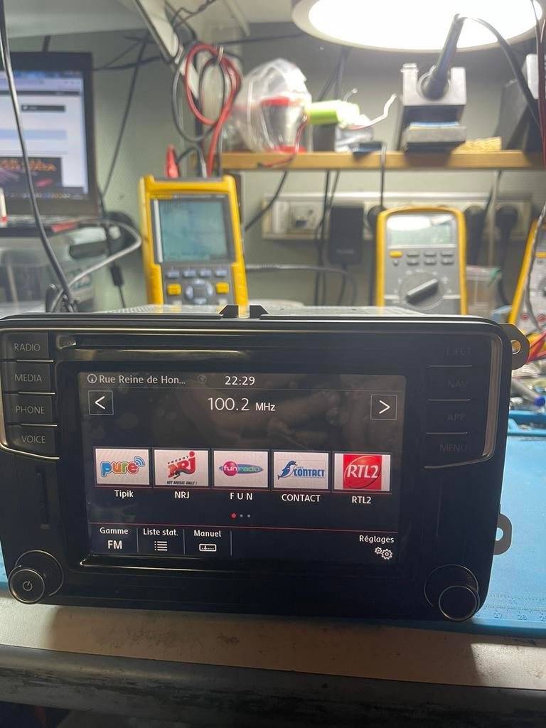 Autoradio VW SKODA NAVI MIB  Reparation écran  à TUBIZE, Enlèvement ou Envoi, Comme neuf