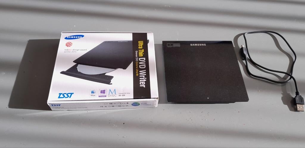 Ultra thin dvd writer Samsung., Computers en Software, Optische drives, Ophalen, Dvd