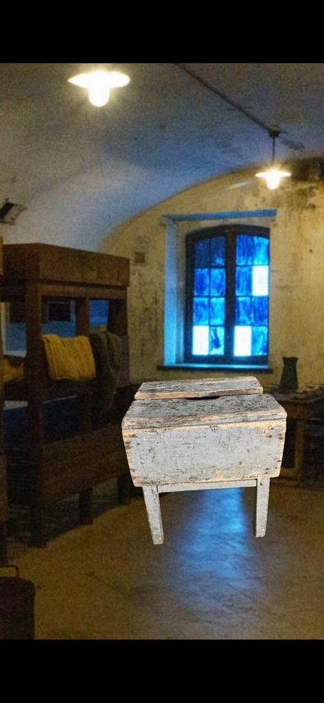 Tabouret de caserne ABBL Belge, Collections, Objets militaires | Général, Enlèvement ou Envoi