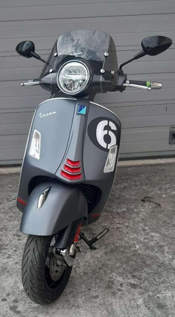 Vespa GTS 300, Motos, Entreprise, Permis Moto A2 minimum, 12 à 35 kW, 1 cylindre