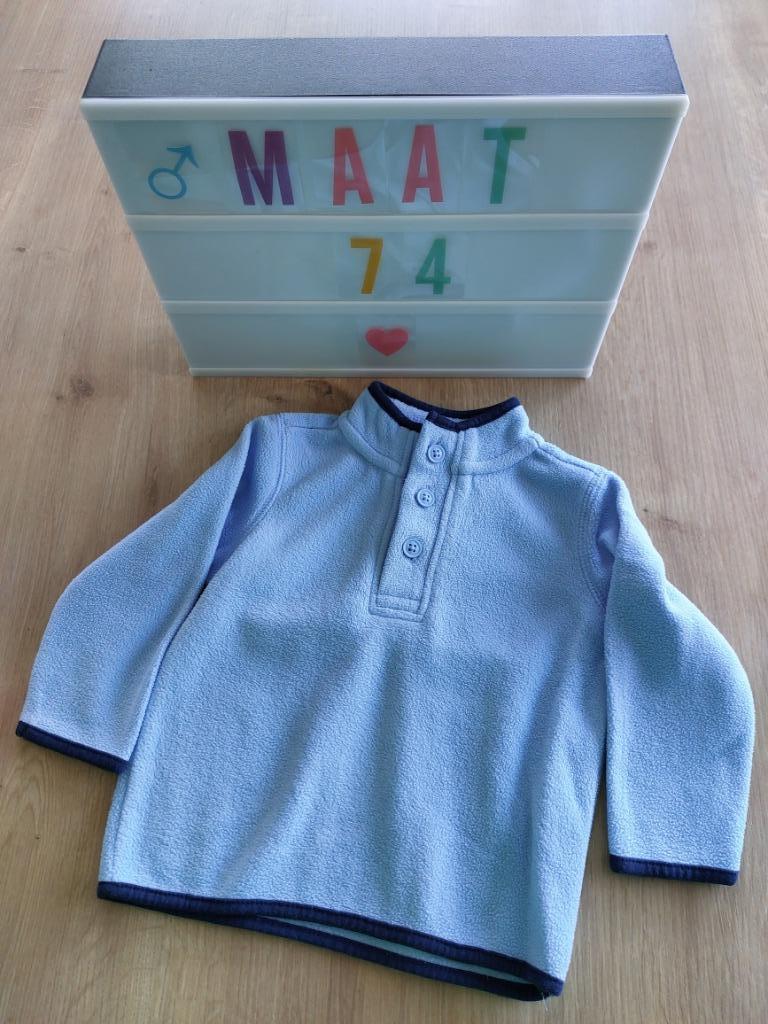 Babykleding jongen maat 74 - Fleecetruitje, Ophalen of Verzenden, Zo goed als nieuw, Jongetje of Meisje, Truitje of Vestje