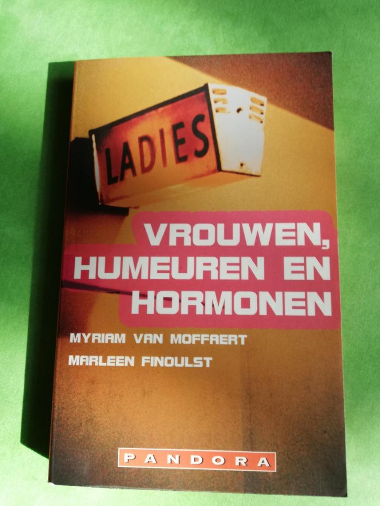 Vrouwen, humeuren en hormonen - ISBN-13: 9789025417277, Ophalen of Verzenden, Zo goed als nieuw, Myriam van Moffaert