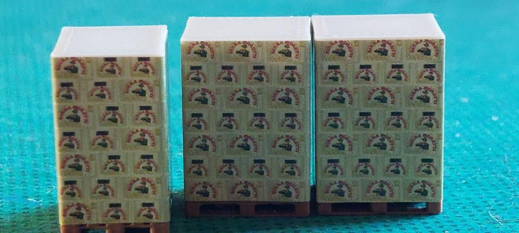 H0LK 0407 PALLETS MET DRANK 1/87, Hobby en Vrije tijd, Modeltreinen | H0, Nieuw, Overige typen, Gelijkstroom of Wisselstroom, Overige merken