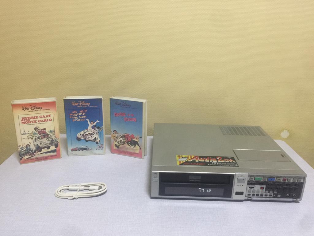 Sharp VL387S  vintage high end videospeler + extra video’s, Audio, Tv en Foto, Videospelers, Zo goed als nieuw, Ophalen of Verzenden