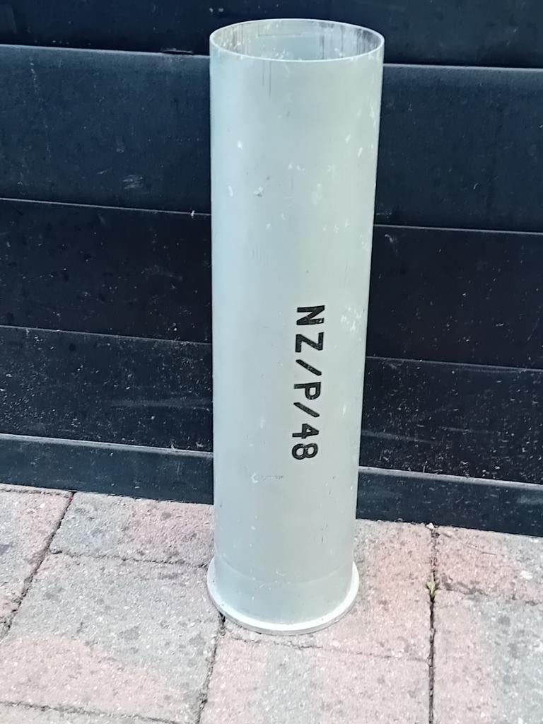 Douille d'un Obus d'artillerie, Enlèvement ou Envoi, Armée de terre, Douilles ou Pièces de fouille