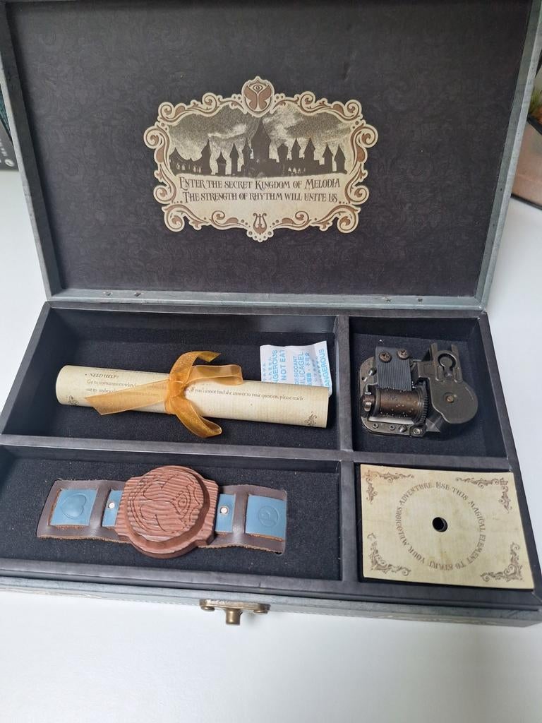 Tomorrowland 2015 Melodia doosje COMPLEET, Ophalen of Verzenden