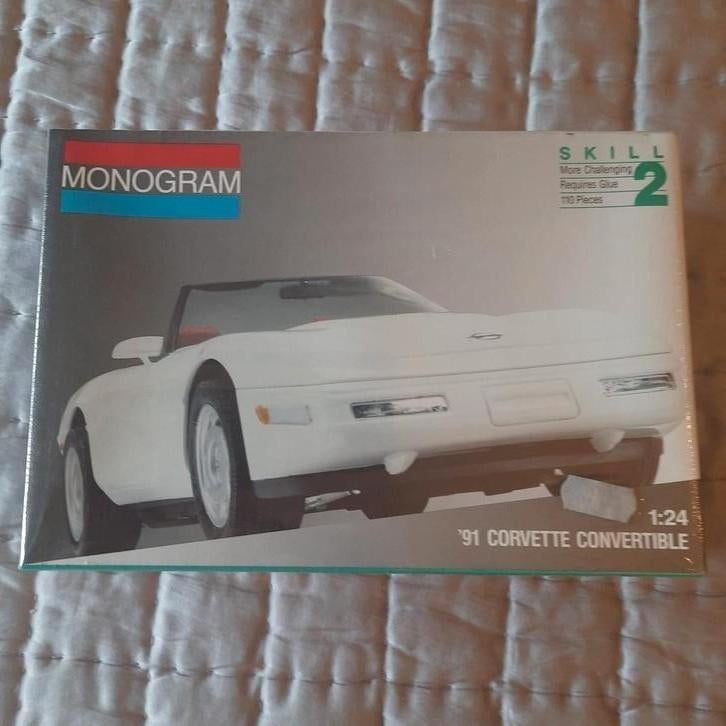 MONOGRAM : CORVETTE CONVERTIBLE 1991. *SEALED*NIEUW*, Hobby en Vrije tijd, Modelbouw | Auto's en Voertuigen, Ophalen, Auto, Groter dan 1:32