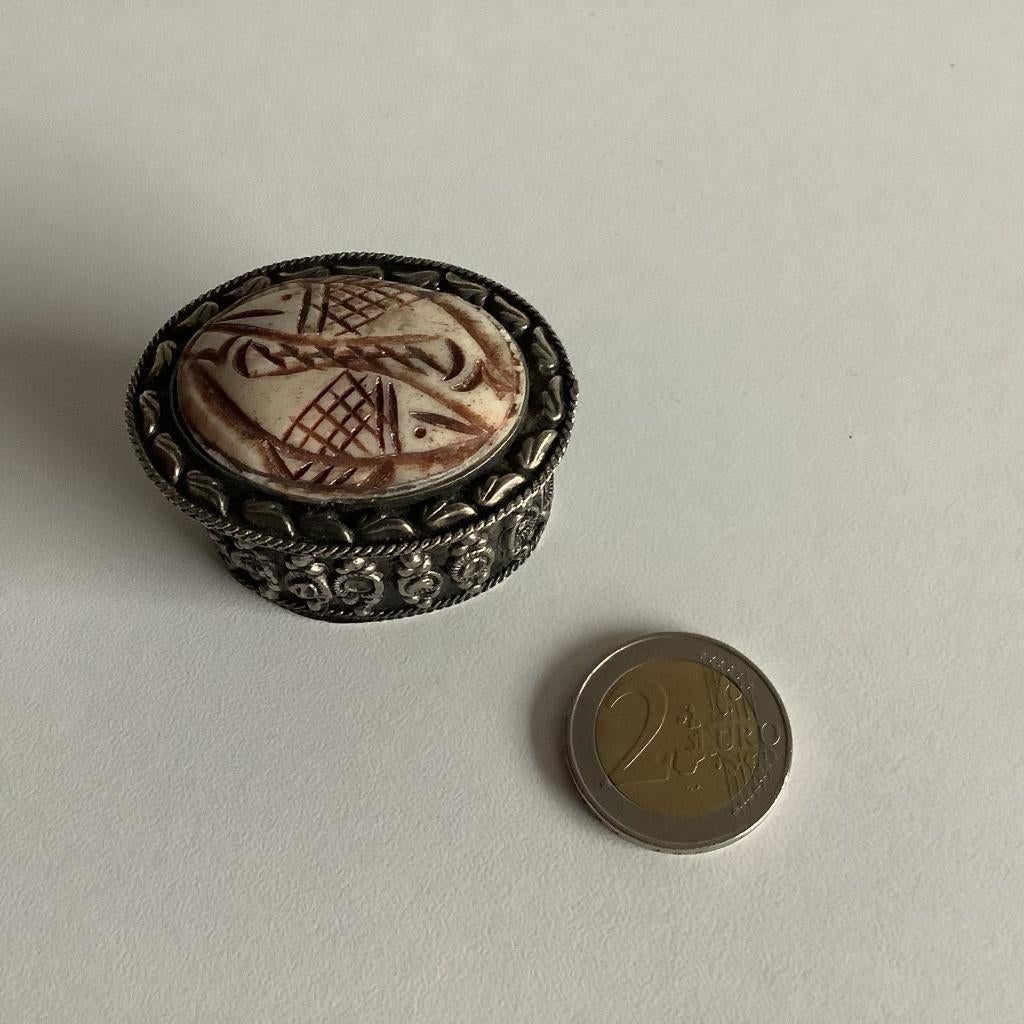 collecte de boîtes à pilules à 5€ chacune, Collections, Enlèvement ou Envoi, Comme neuf