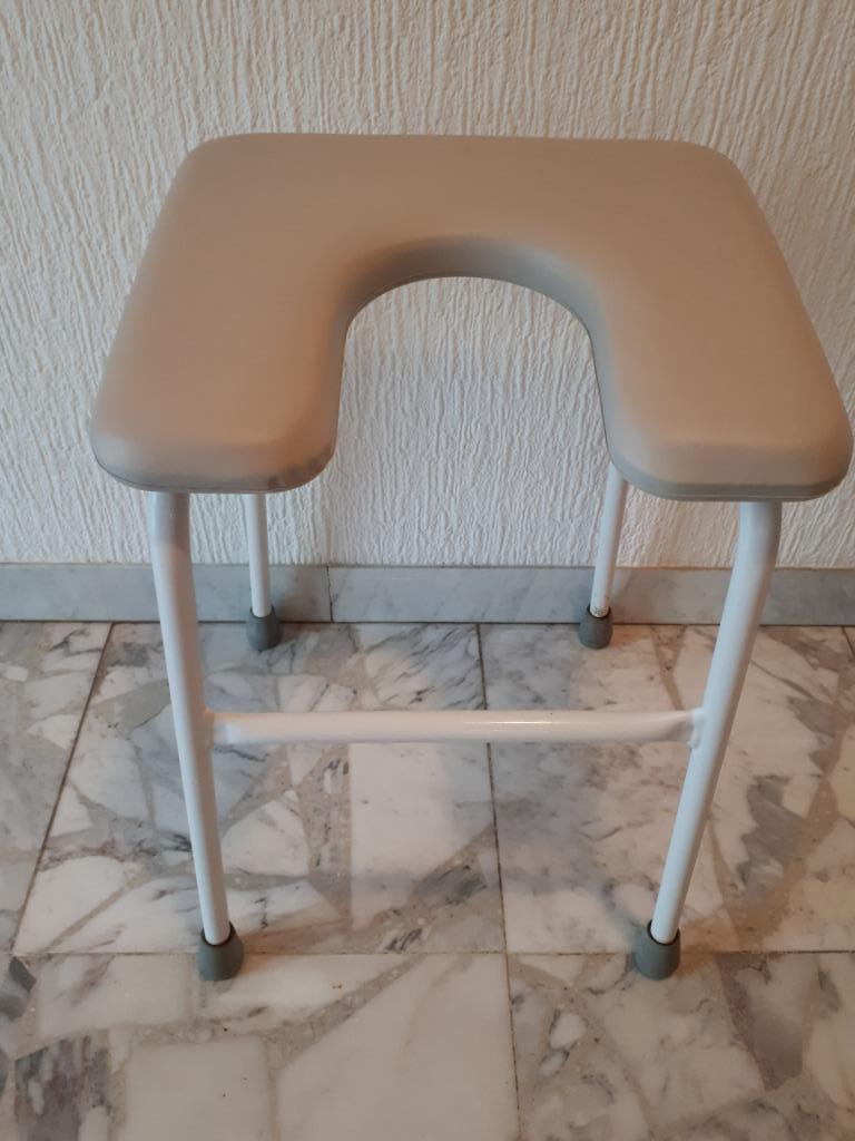 Douchestoel, Diversen, Verpleegmiddelen, Ophalen, Gebruikt