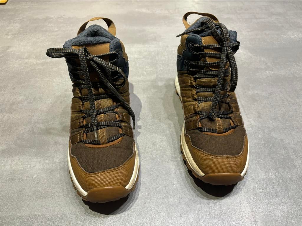 Bottines de marche pointure 39, Enfants & Bébés, Vêtements enfant | Chaussures & Chaussettes, Garçon ou Fille, Enlèvement ou Envoi