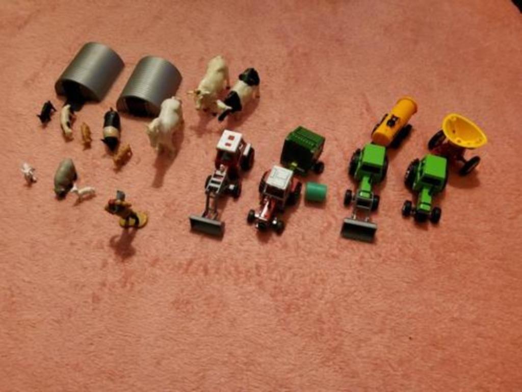 Ensemble ferme. Tracteurs, animaux etc...Voir descriptions, Enlèvement ou Envoi, Utilisé