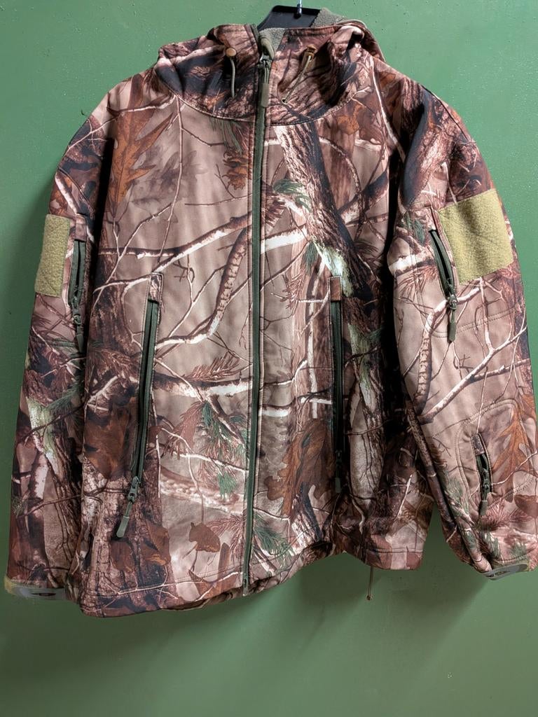 Veste de chasse ou promenade., Enlèvement