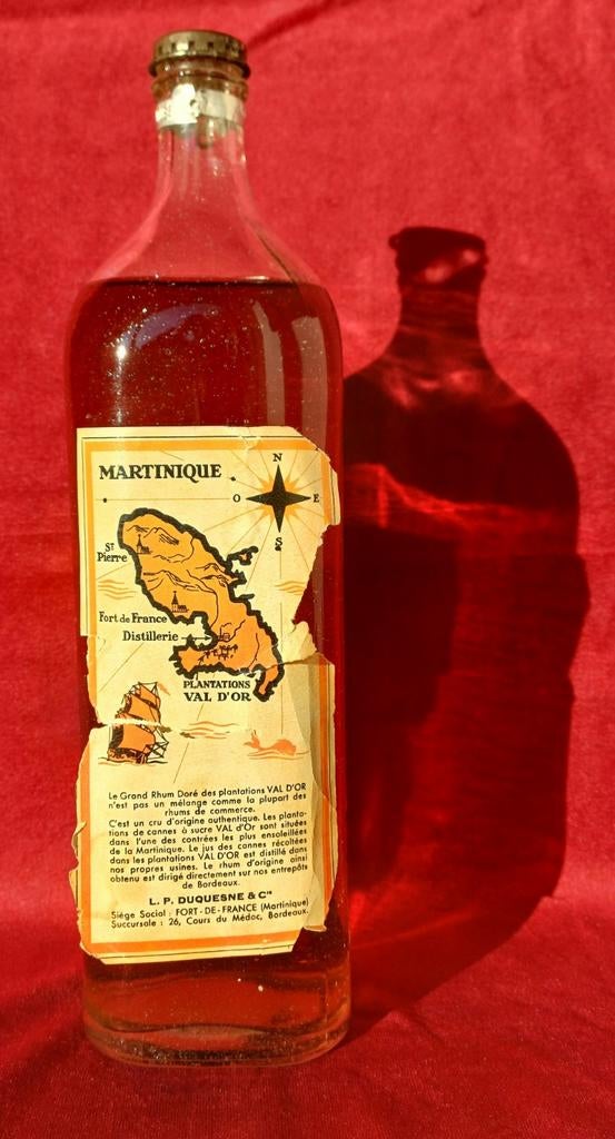 GRAND RHUM DORÉ DUQUESNE VAN PLANTAGES VAL D'OR 1936, Verzamelen, Wijnen, Overige typen, Overige gebieden, Vol, Ophalen