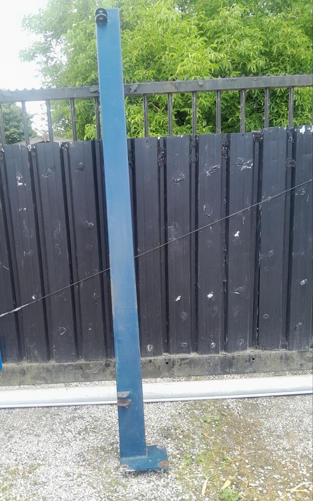 Paal om poort aan te hangen, Tuin en Terras, Ophalen, Gebruikt