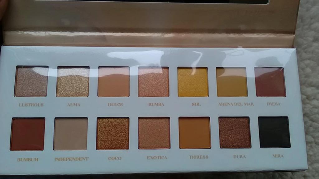 Palette de maquillage Ivy Cruz neuve, Bijoux, Sacs & Beauté, Neuf, Maquillage, Enlèvement ou Envoi, Autres couleurs