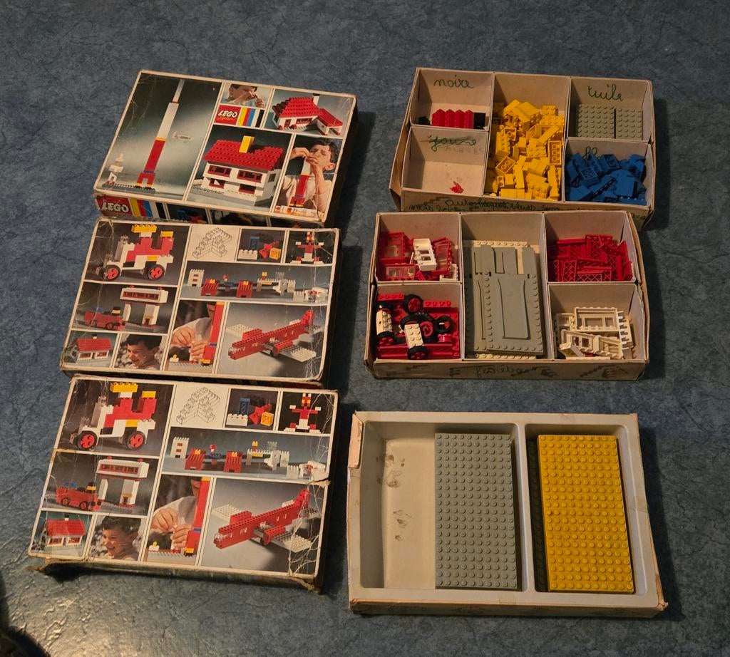 Lot de 3 boîtes LEGO vintage, Enlèvement ou Envoi, Utilisé, Briques en vrac, Lego