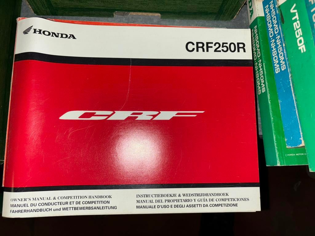 Livre d’entretien Honda CRF250 2005, Enlèvement ou Envoi, Utilisé
