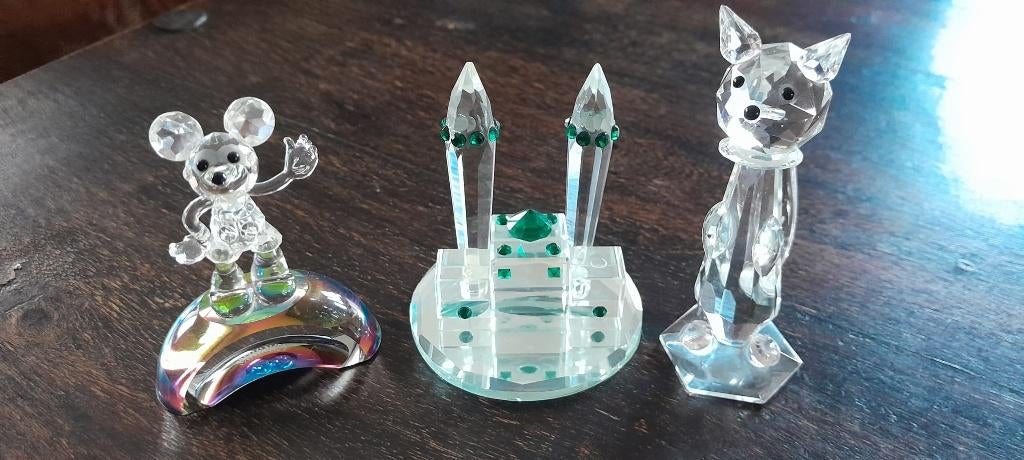 Kristal beeldje Mickey Mouse, kasteel en poes, Collections, Porcelaine, Cristal & Couverts, Enlèvement, Cristal