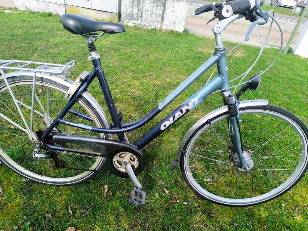 GIANT Damesfiets prima staat Aluminiumframe, Fietsen en Brommers, Ophalen, 28 inch, Giant, Meer dan 20 versnellingen