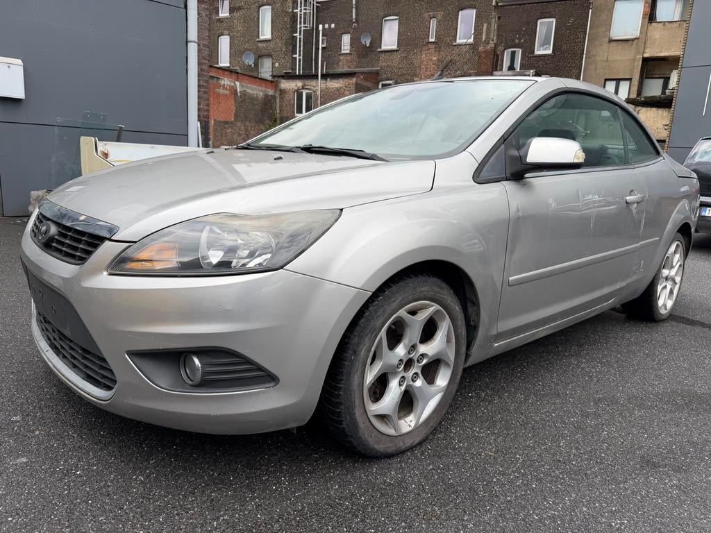 Ford Focus CC 2.0tdci Pininfarina, Autos, Ford, Argent ou Gris, Achat, Boîte manuelle, Noir
