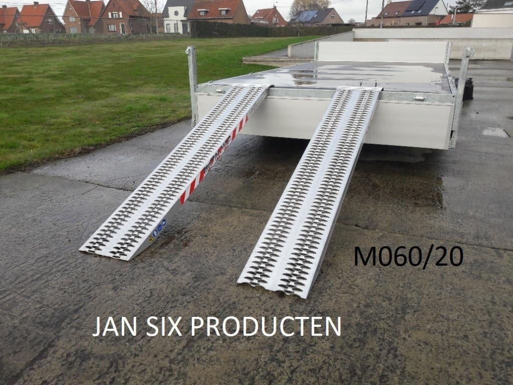 Alu. oprijplaat type M060B3/20 afm. 2000x300 cap 4500 kg/p, Enlèvement, Neuf