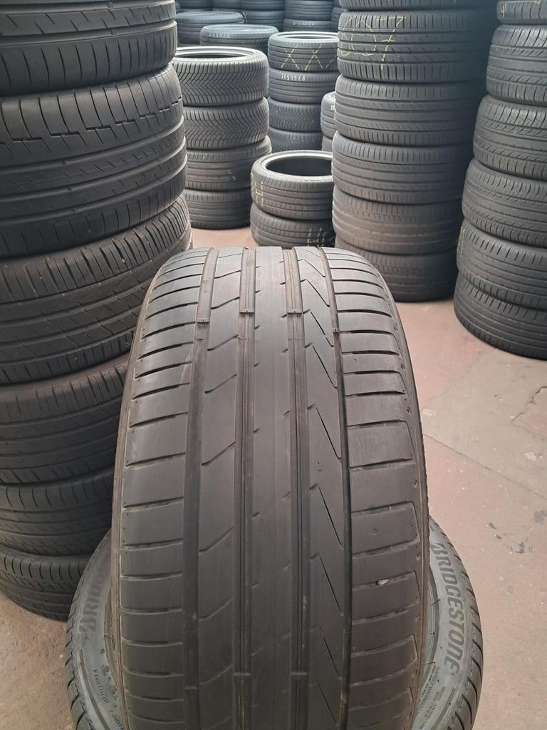 27540r19 275 40 r19 275/40/19 Hankook avec montage, Enlèvement ou Envoi